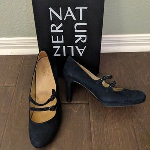 Naturalizer Heels 9.5